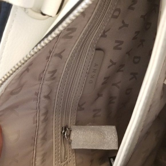 SOLD DKNY| Vegan White Graffiti Satchel/Crossbody Paige Md - Picture 8 of 12